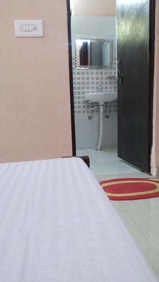 Last Chance Cafe And Guest House Rishīkesh Εξωτερικό φωτογραφία